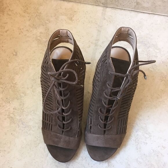 NEW WITHOUT TAGS SAM EDELMAN ROCCO HEELS - Picture 8 of 9